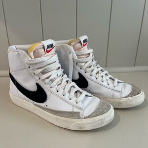 Nike Blazer Mid '77 Women’s